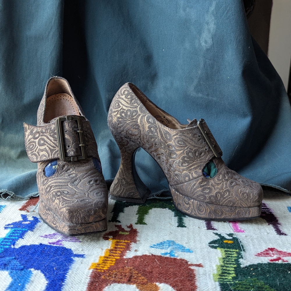 John Fluevog Munster Original Gold Suede